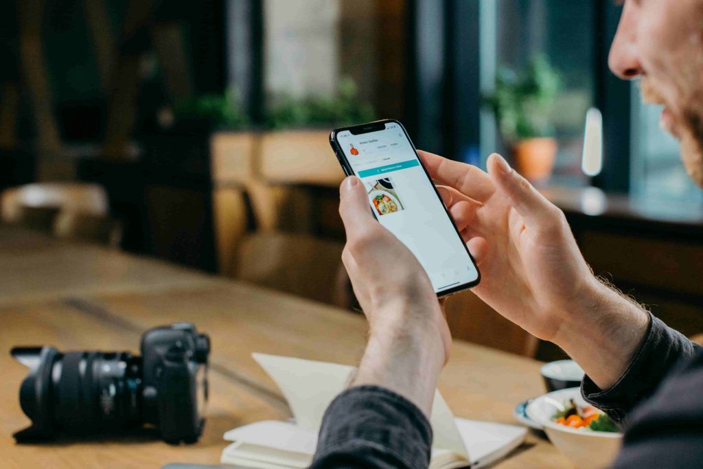 Essential Apps Every Foreigner Needs in China (Beyond WeChat and Alipay)