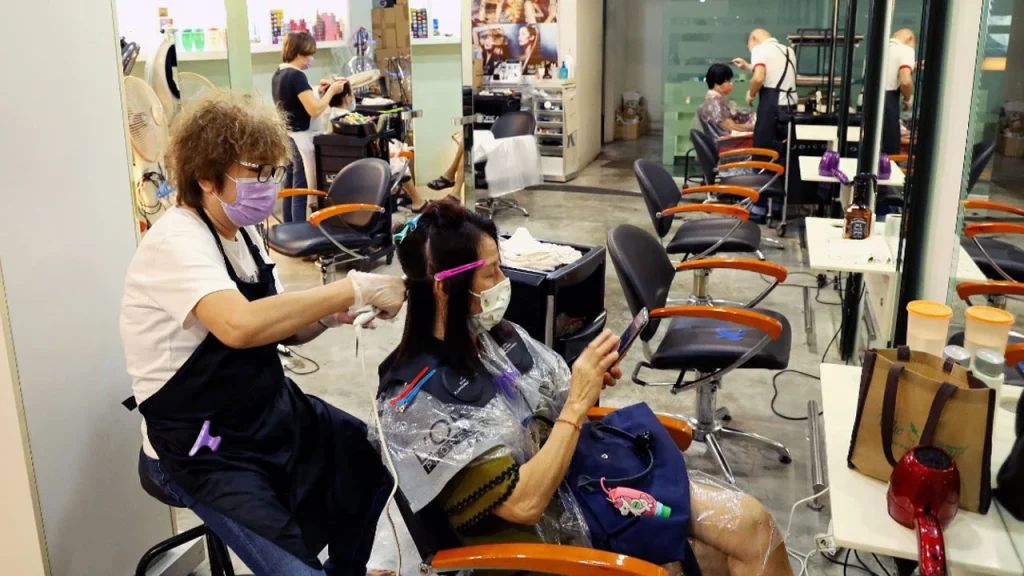 Getting a Haircut in China as a Foreigner: What Could Possibly Go Wrong?