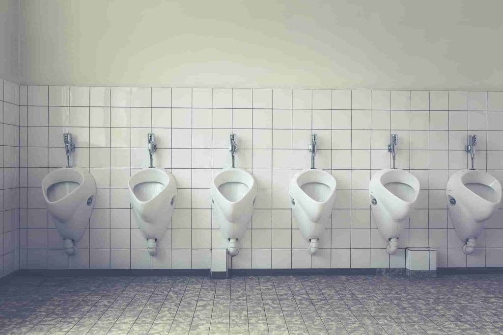 Using Public Bathrooms in China as a Foreigner: Squat Toilets, No Toilet Paper, and Unexpected Adventures